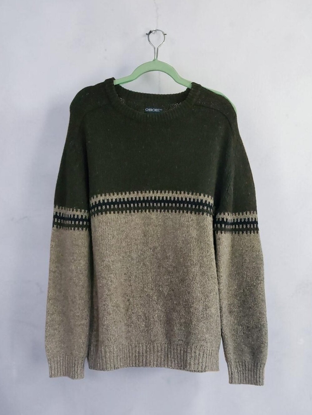 Cherokee Lambs Wool Blend Crewneck Sweater - Green and Gray. Large. - Picture 2 of 9